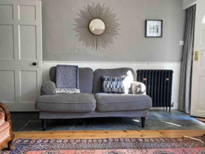 Lovely Cottage beside Surf Beaches & Bude Canal